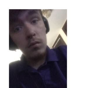 Meet your Posher, Gary